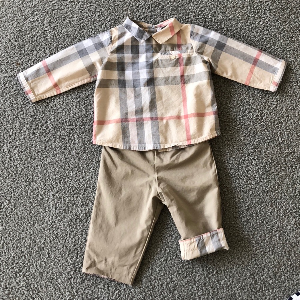 Burberry suit